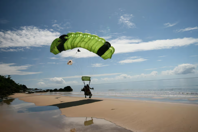 Skydive north Queensland