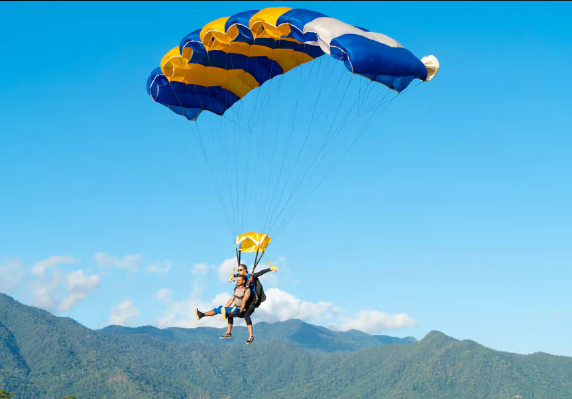 Tandem Skydive Experience -Cairns ,Australia